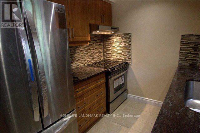 Building Photo - 102 Beaverbrook Ct