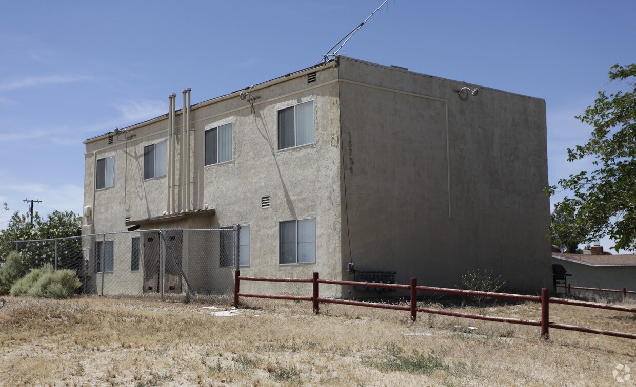 Building Photo - 15724 Sueno Ln