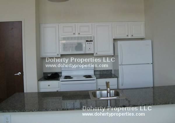 Foto del edificio - Downtown Lowell Loft: Dogs and Cats Welcome!