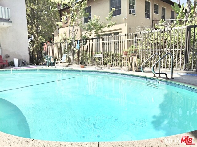 Foto del edificio - 1808 N Harvard Blvd