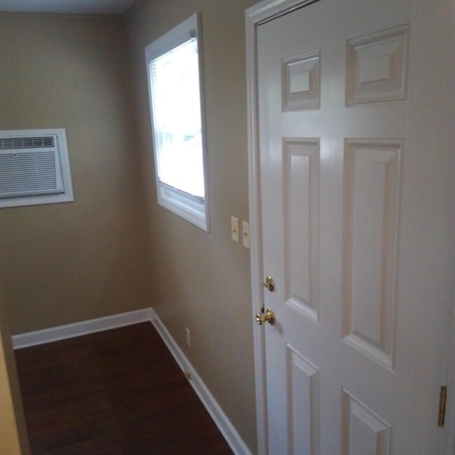 Kitchen/Living Room - 1403 Glenside Dr