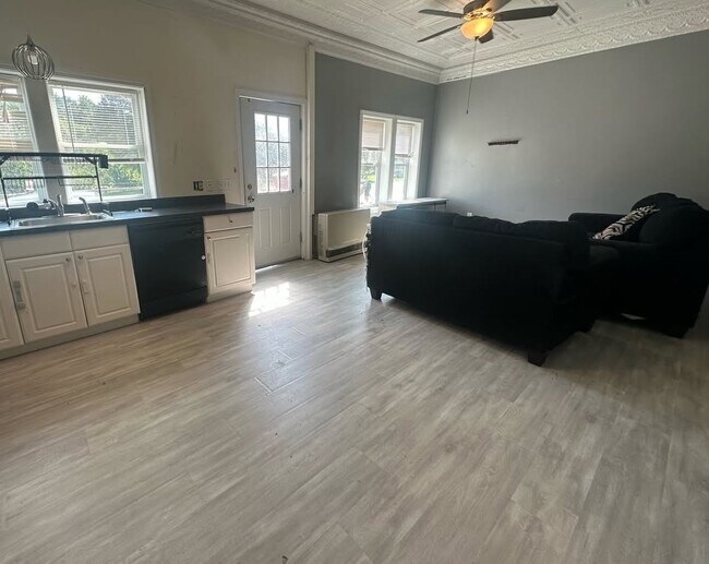 Foto del edificio - 12 Dawson St