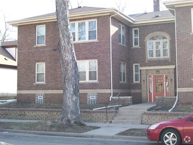 Building Photo - 3547-3549 10th Ave S