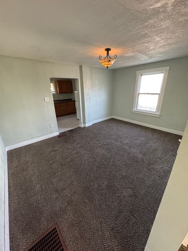 Photo - 601 Farnsworth Ave Apartment