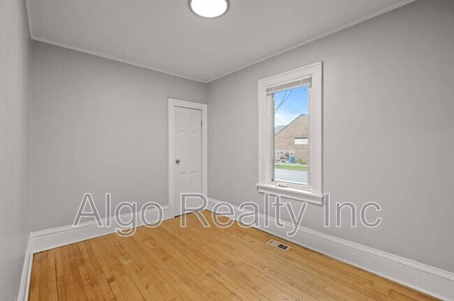 Foto del edificio - 3400 Elliot Ave