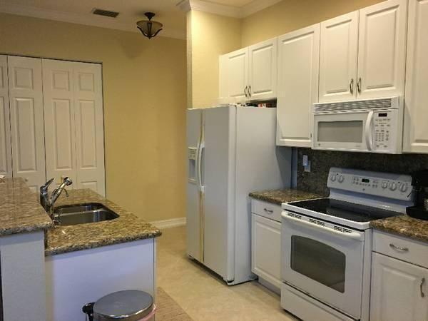 Foto del edificio - 8885 Sandy Crest Ln