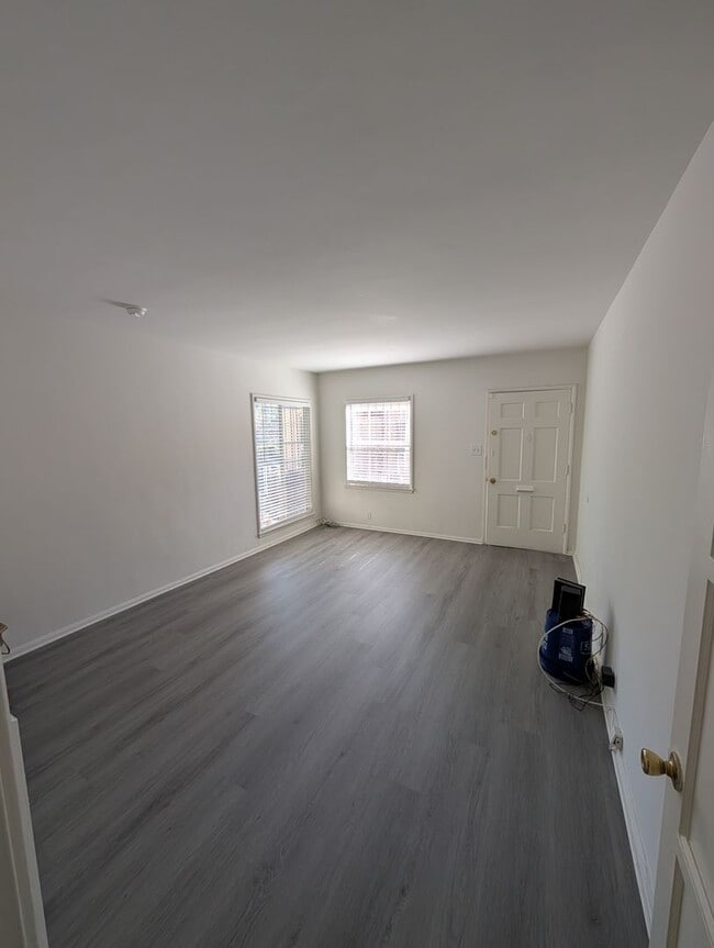 Photo - 2183 W. 27th Street Apartment