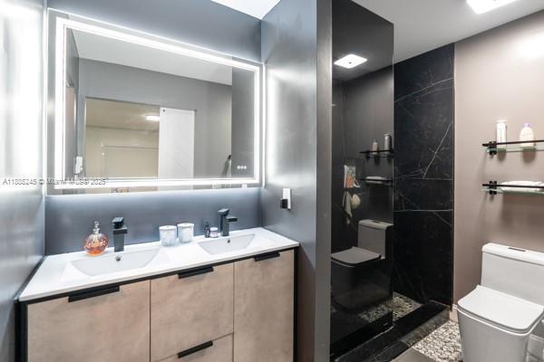 Foto principal - 6061 N Falls Cir Dr