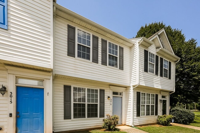 Foto del edificio - 3019 Nevin Pl Dr