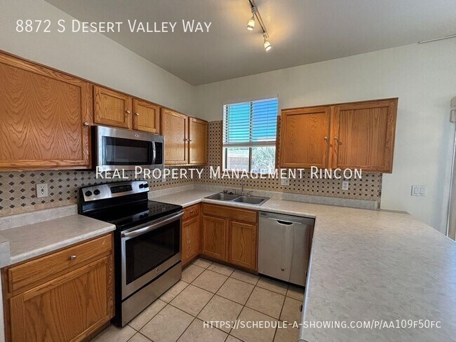 Building Photo - 8872 S Desert Valley Way