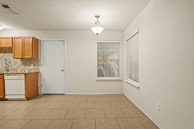 Foto del edificio - 11331 Canyon Shore Dr