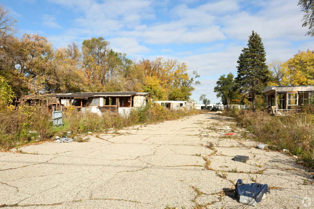 Primary Photo - Sunset Village