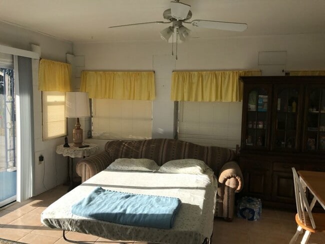 Photo - 1601 Dolphin Dr Apartment