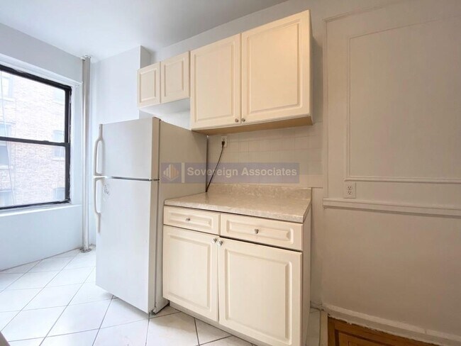 Foto del edificio - 134 Haven Avenue