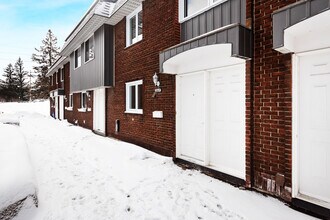 Building Photo - Lord Halifax Place Garden Homes