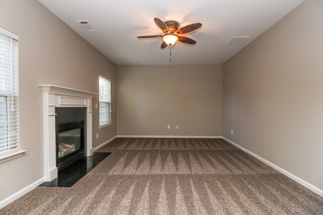 Foto del edificio - 5005 Amethyst Dr