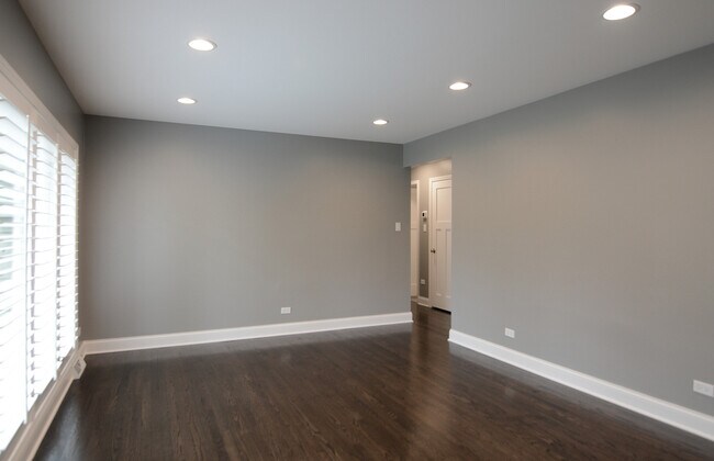 Foto del edificio - 465 W Fremont Ave