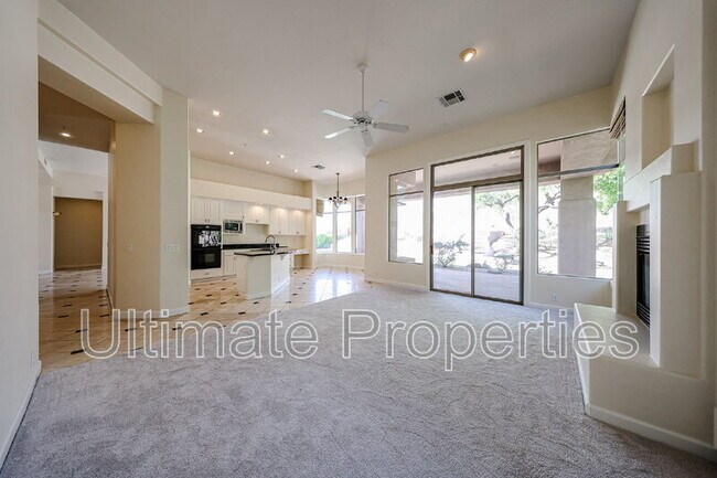 Building Photo - 11050 E Verbena Ln