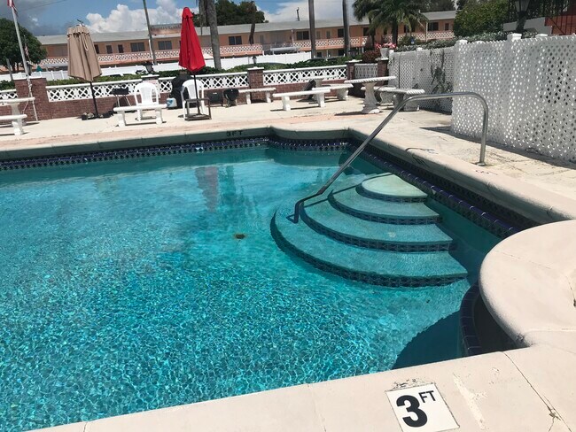 Foto del edificio - 1100 Atlantic Shores Blvd