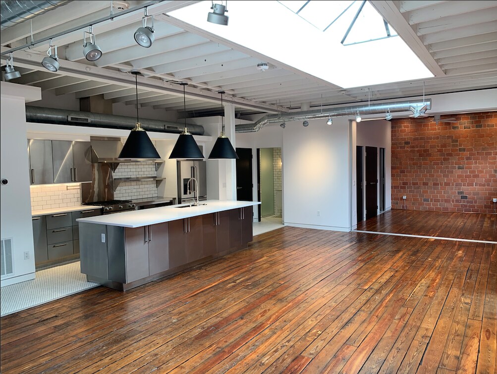 Foto principal - 855 N Pearl St