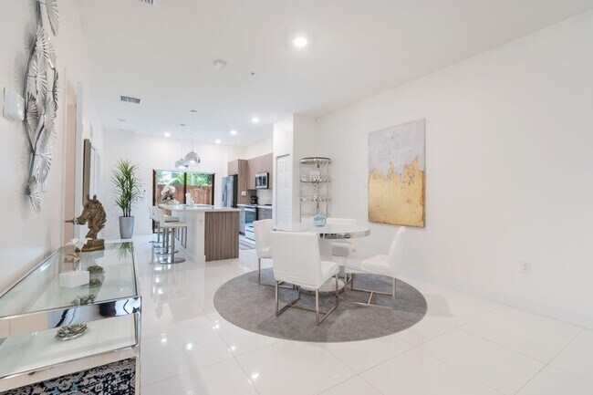 Foto del edificio - 8045 NW 104th Ave