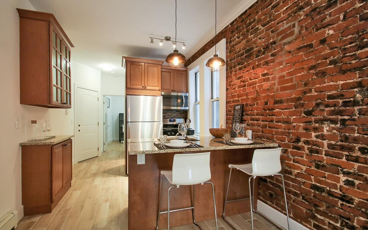 Primary Photo - 265 Broadway