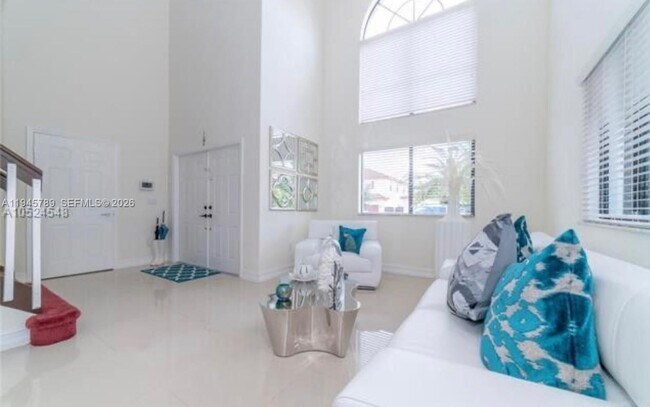 Foto del edificio - 16588 SW 44th St