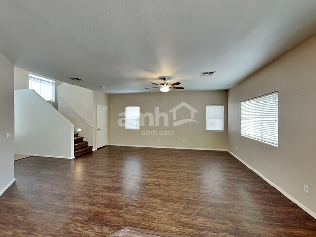 Foto del edificio - 1509 S 123rd Dr