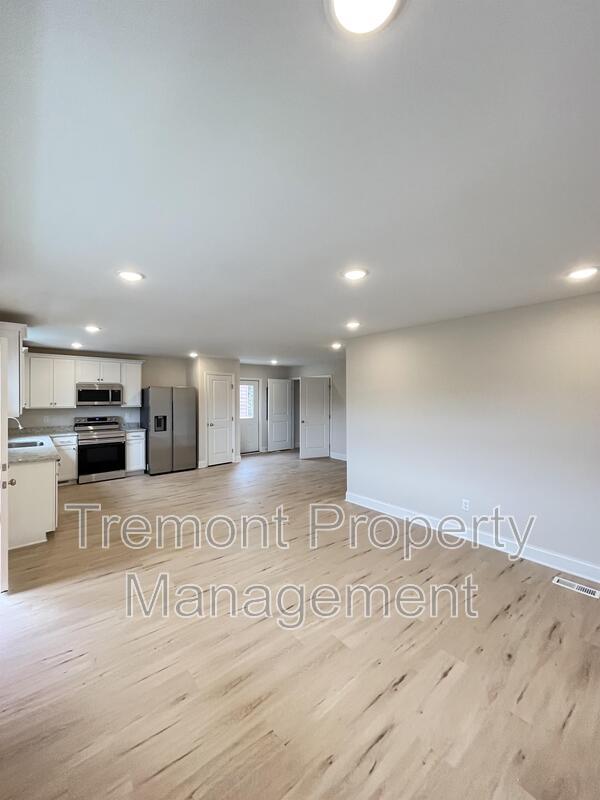 Foto del edificio - 307 W 42nd St