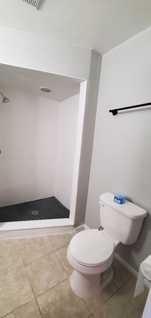 Building Photo - 2-Bedroom, 2-Bathroom Home, Orlando/Waterford/UCF Great Location!!