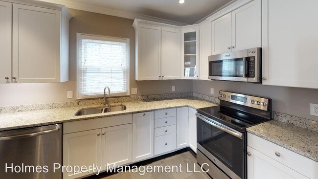 Building Photo - 207 16th St