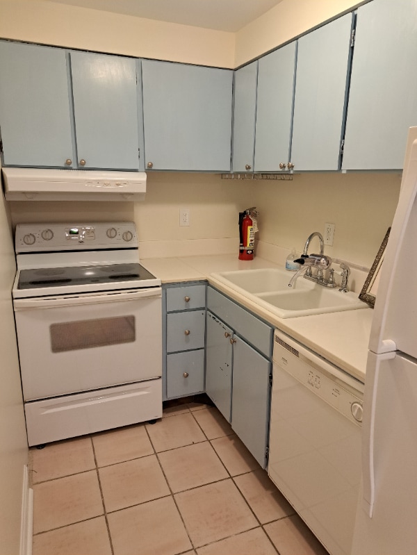 Building Photo - 617 Dauphine St