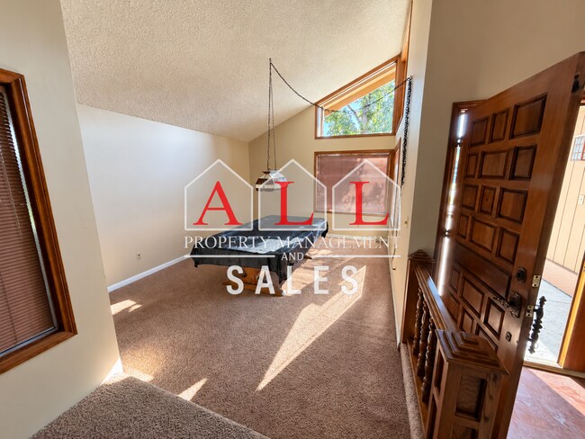 Building Photo - 4 Bedroom • 2.5 Bathroom Home