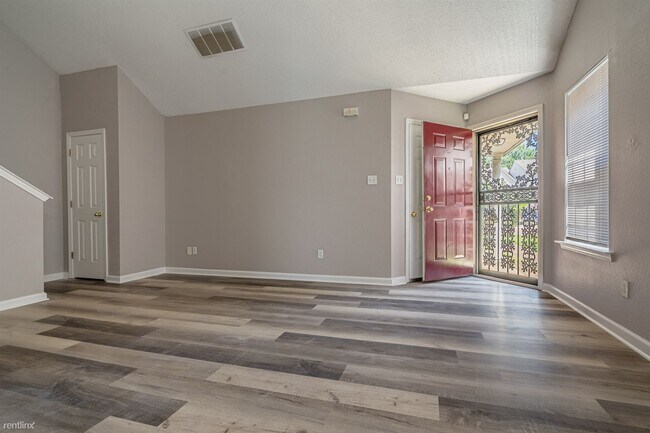 Foto del edificio - 3 br, 2.5 bath House - 7981 Marsha Woods D...
