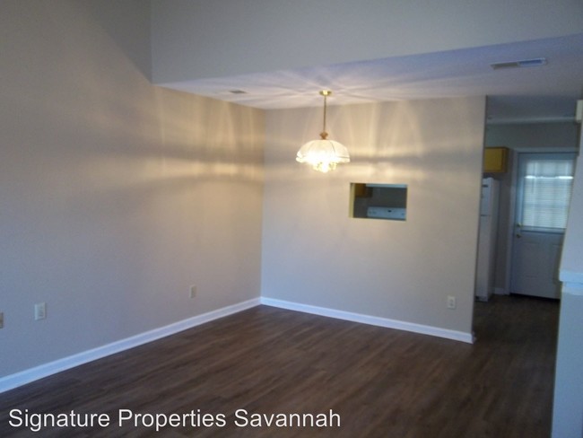 Building Photo - 2 br, 1.5 bath House - 141 Hunt Club Court