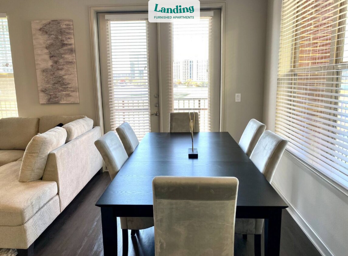 Foto principal - 1100 Lake Carolyn Pkwy