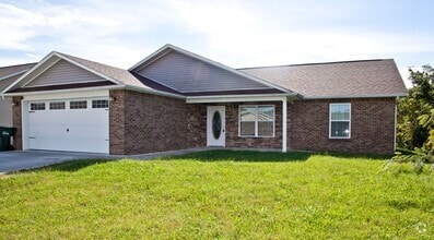 Building Photo - 1430 Avery Ln