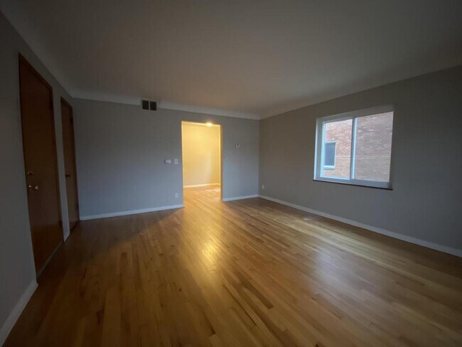 Building Photo - 4166 Ridge Road #03