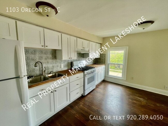 Building Photo - 1103 Oregon St