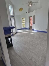 Building Photo - 4124 Hollow Oak Dr