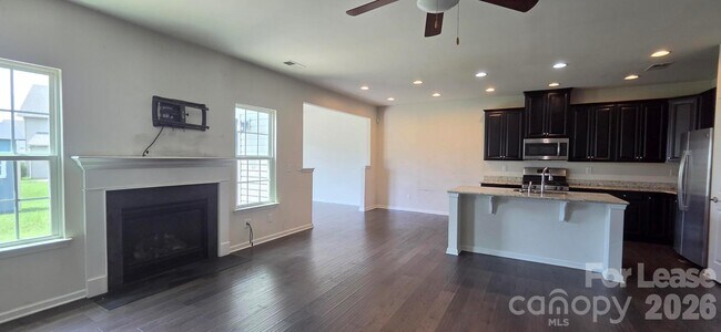 Foto del edificio - 7347 Raylee Ave SW