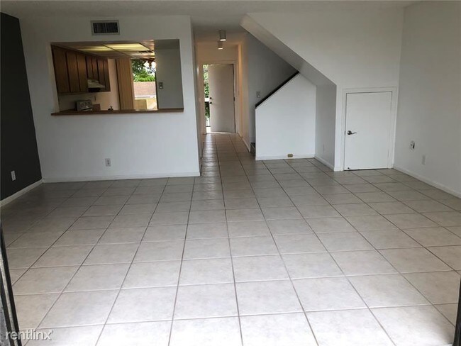 Building Photo - 2 br, 2.5 bath Townhome - The Harvest
