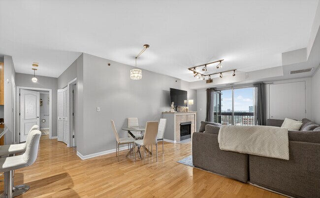 Foto del edificio - 1212 N Wells St