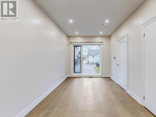 Photo du bâtiment - 378 Drewry Ave