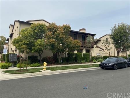 Building Photo - 3262 Westmont Ln