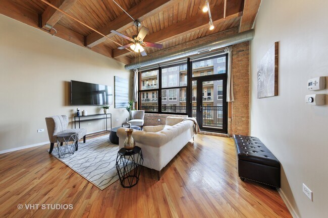 Foto del edificio - 1040 W Adams St