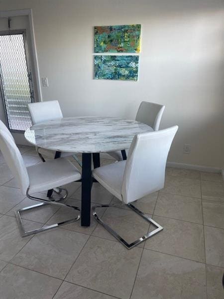 Foto del edificio - 589 Fanshaw O