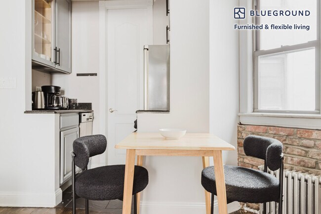 Foto del edificio - 118 Christopher St