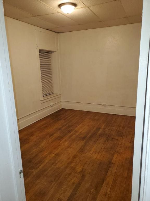 Building Photo - 11 1/2 N Van Buren Ave, 302-302