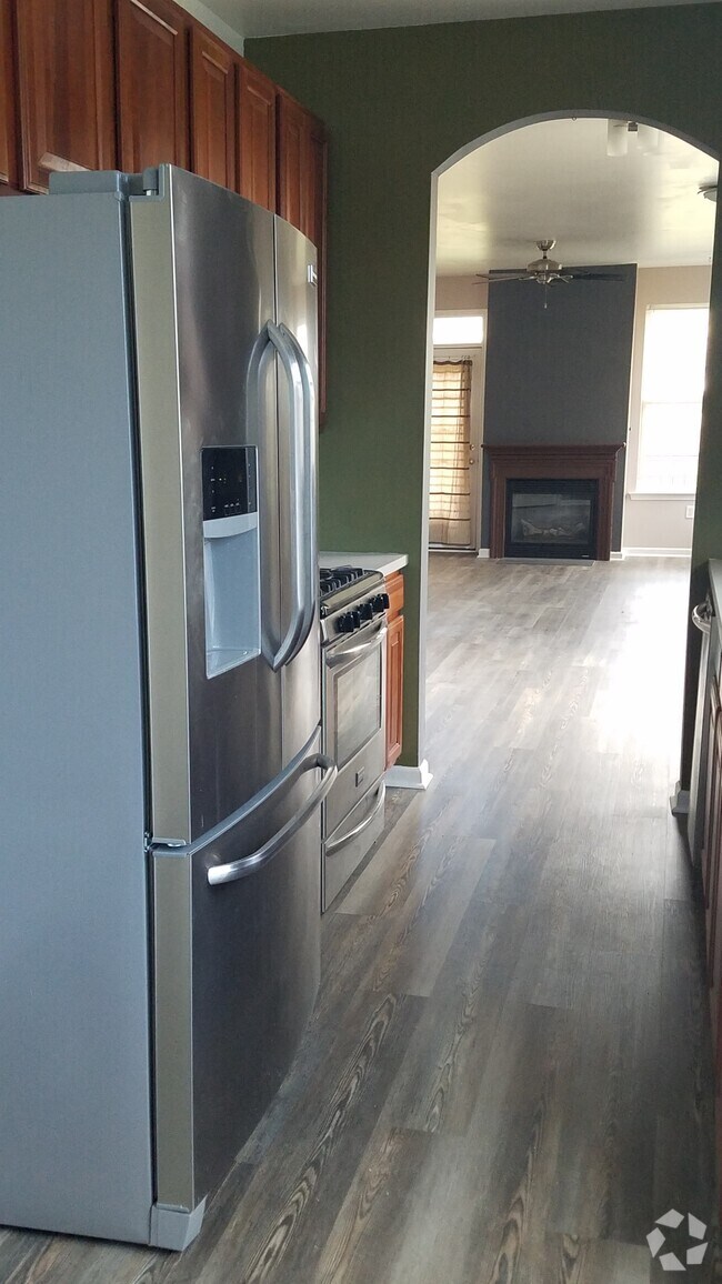 Apartments for Rent in PA with a Balcony 2 Rentals